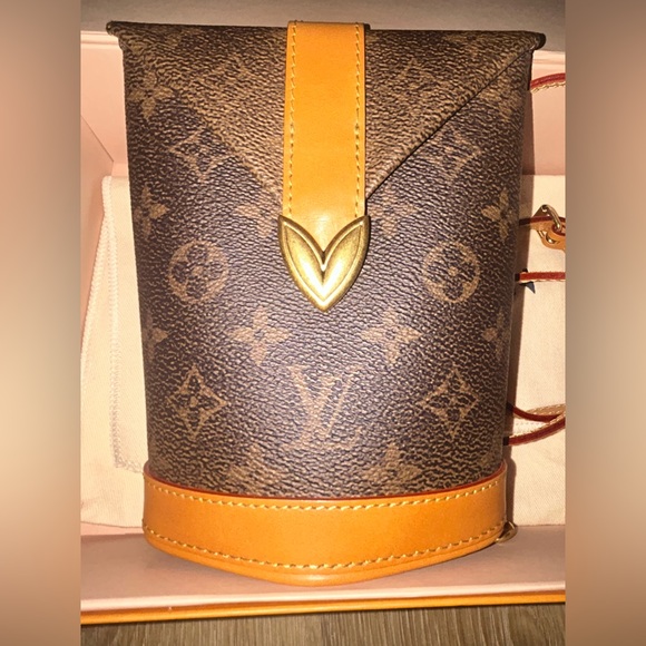 Brand New in Box Louis Vuitton Monogram Envelope Crossbody Bag w/Box & Dustbag - Picture 10 of 16